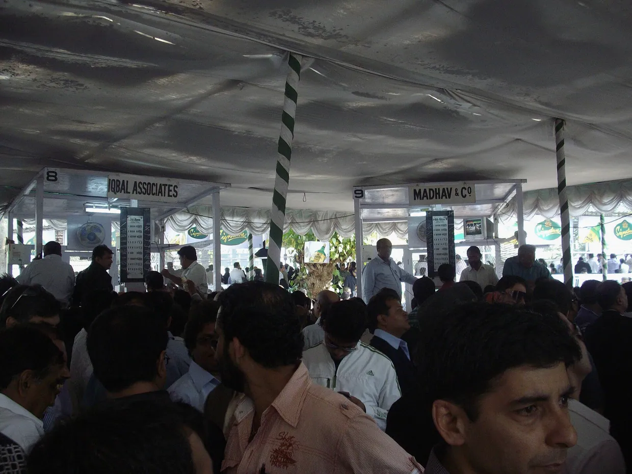 'Bookie Stalls' in 'Members Betting Ring Enclosure'.